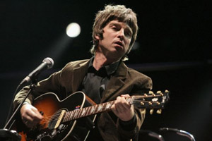 Noel Gallagher faz show|na Barra Funda