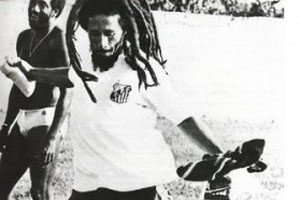 Homenagem a Bob|Marley no Serralheria