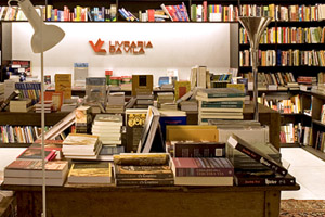Livraria da Vila tem promoção de livros