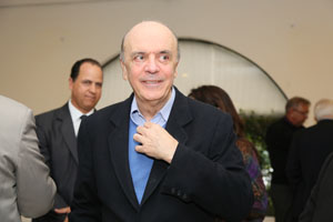 José Serra participa do À Mesa com Empresários