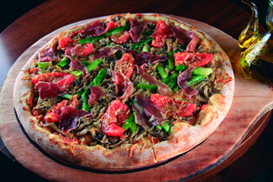 Pizzaria 1900 comemora 30 anos e lança nova pizza