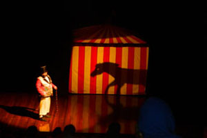 Peça “Circo de Sombras” pode ser vista na Lapa