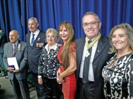 Ubirajara de Oliveira e Barros Lima são homenageados pela Sociedade Veteranos de 32