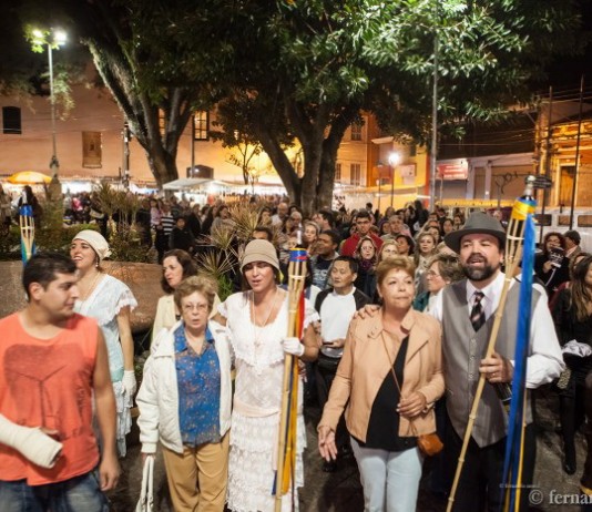 Sinfonia gratuita no Largo da Batata