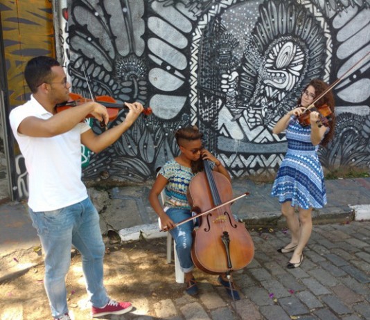 Quinteto de Metais e Trio de  Cordas do Instituto Baccarelli na Vila