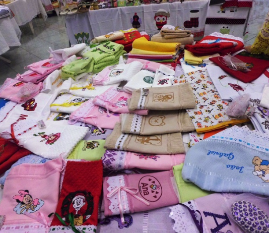 Feira de Artesanato do Dia das Mães na APAM