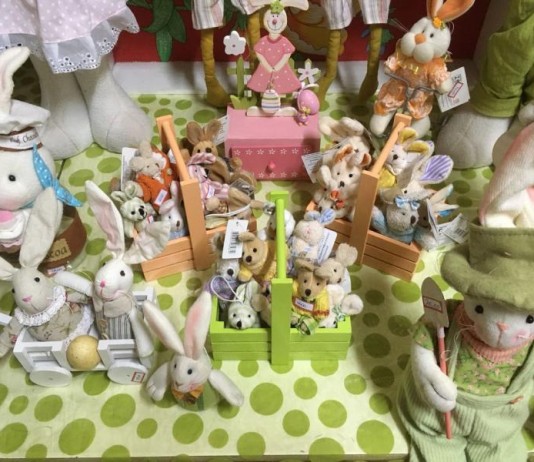 Bazar de Páscoa do Projeto Acesso