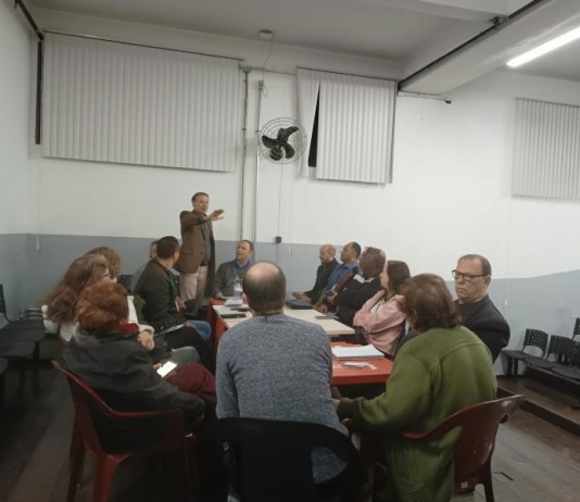 Lúcia Helena Oliveira