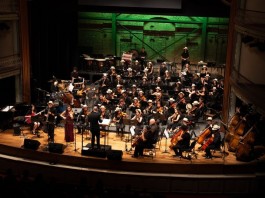 Orquestra Tom Jobim homenageia saxofone brasileiro no Theatro São Pedro Orquestra Tom Jobim homenageia saxofone brasileiro no Theatro São Pedro