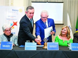 Sergio Prezzoti é o novo presidente do Rotary Lapa Sergio Prezzoti é o novo presidente do Rotary Lapa