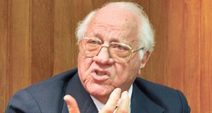 Denominação de praça com nome de Nereu Mello vira lei