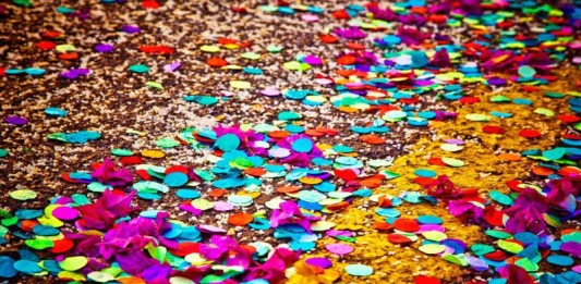 ESPECIAL CARNAVAL:  Confira os blocos que desfilam na região