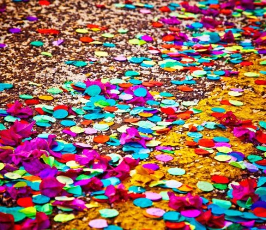 ESPECIAL CARNAVAL:  Confira os blocos que desfilam na região
