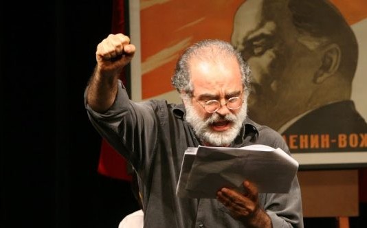 “Rainha Lira”, de Roberto Schwarz tem leitura encenada no Sesc Pompeia