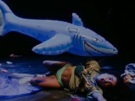 DANÇA ‘E só melhora’, com Helena Araújo, é destaque na programação do Sesc Pompeia DANÇA ‘E só melhora’, com Helena Araújo, é destaque na programação do Sesc Pompeia