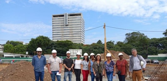 Entidades visitam obras da UBS Bento Bicudo, na Lapa de Baixo