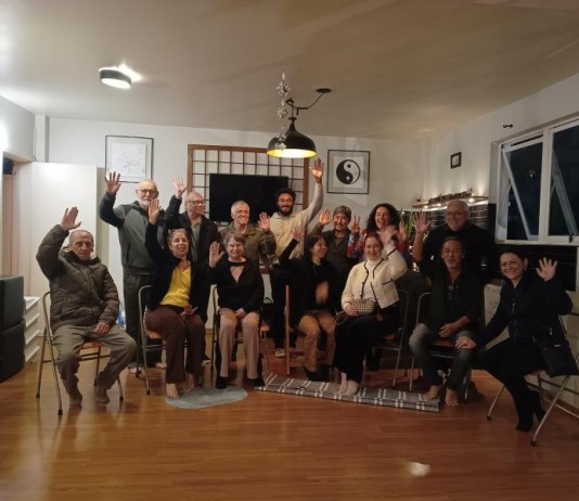 Encontro da Sociedade Amigos da Hamburguesa apresenta novo administrador