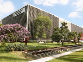 Lapeanos vão receber Medalha da Constituição em cerimônia na Alesp Lapeanos vão receber Medalha da Constituição em cerimônia na Alesp